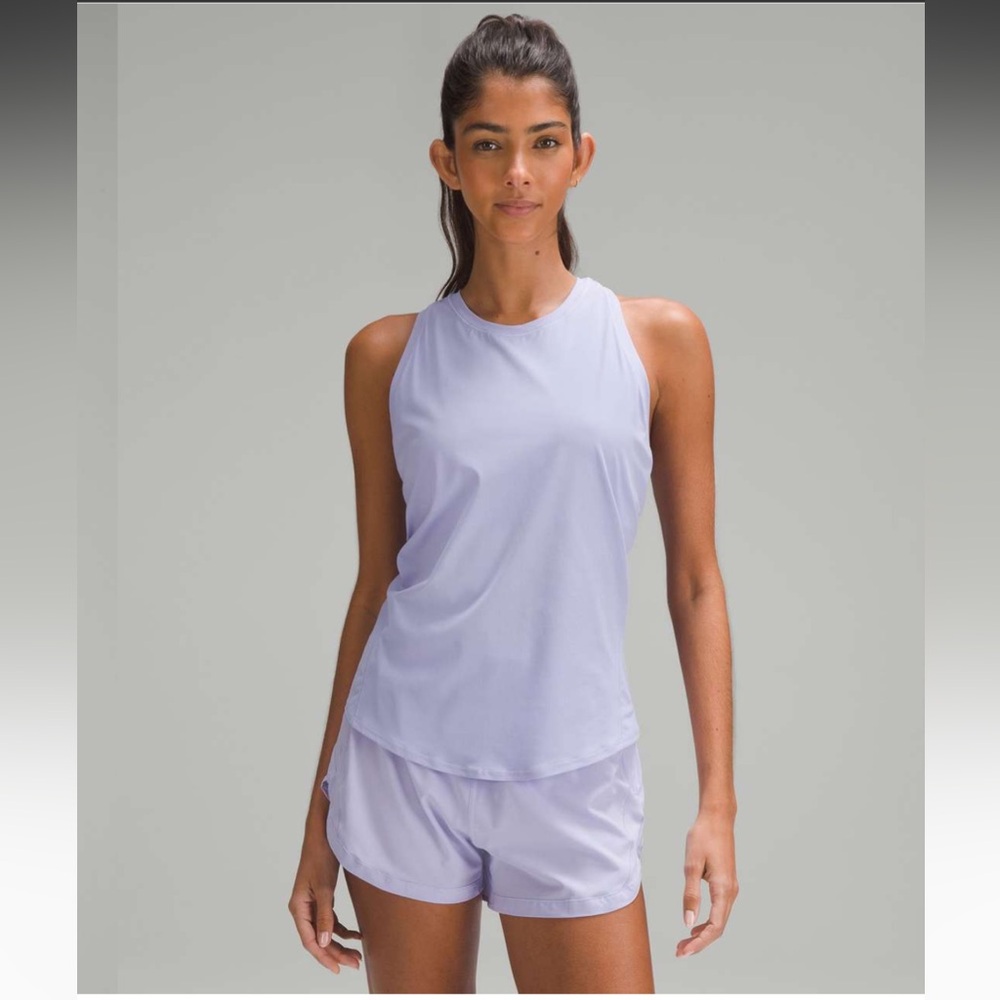 Nulux slim-fit tank sz 4 NWT